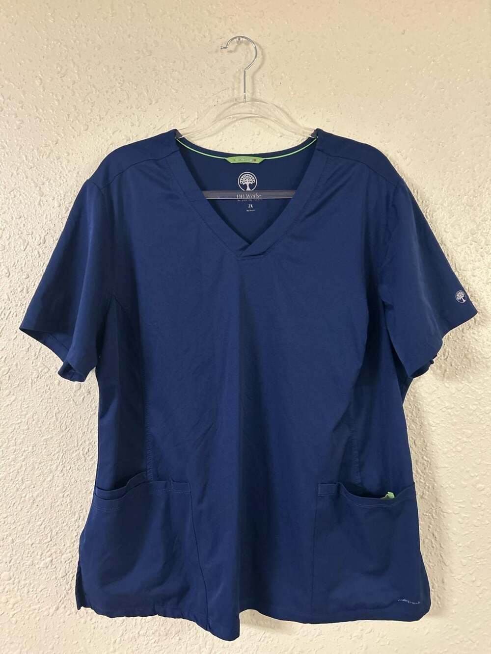 HH Works by Healing Hands Monica V-Neck Scrub Top and Jogger Pant Set Navy 2X